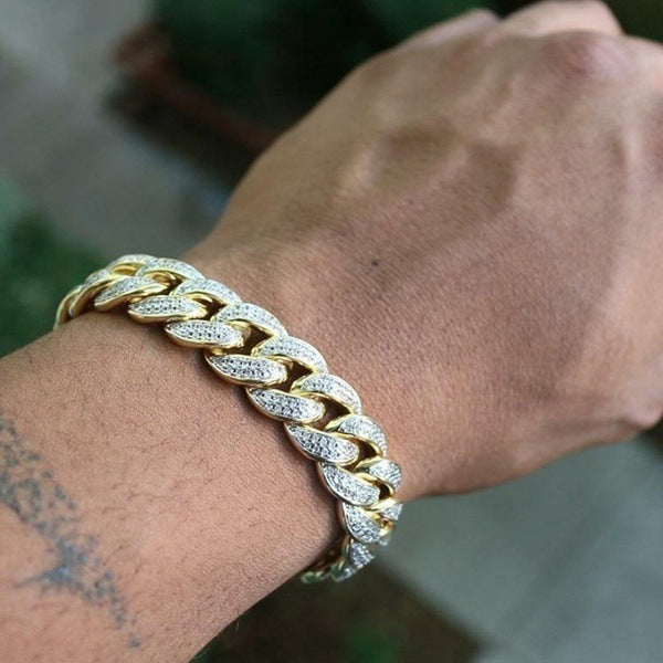 Vollbesetztes Cuban Link Armband